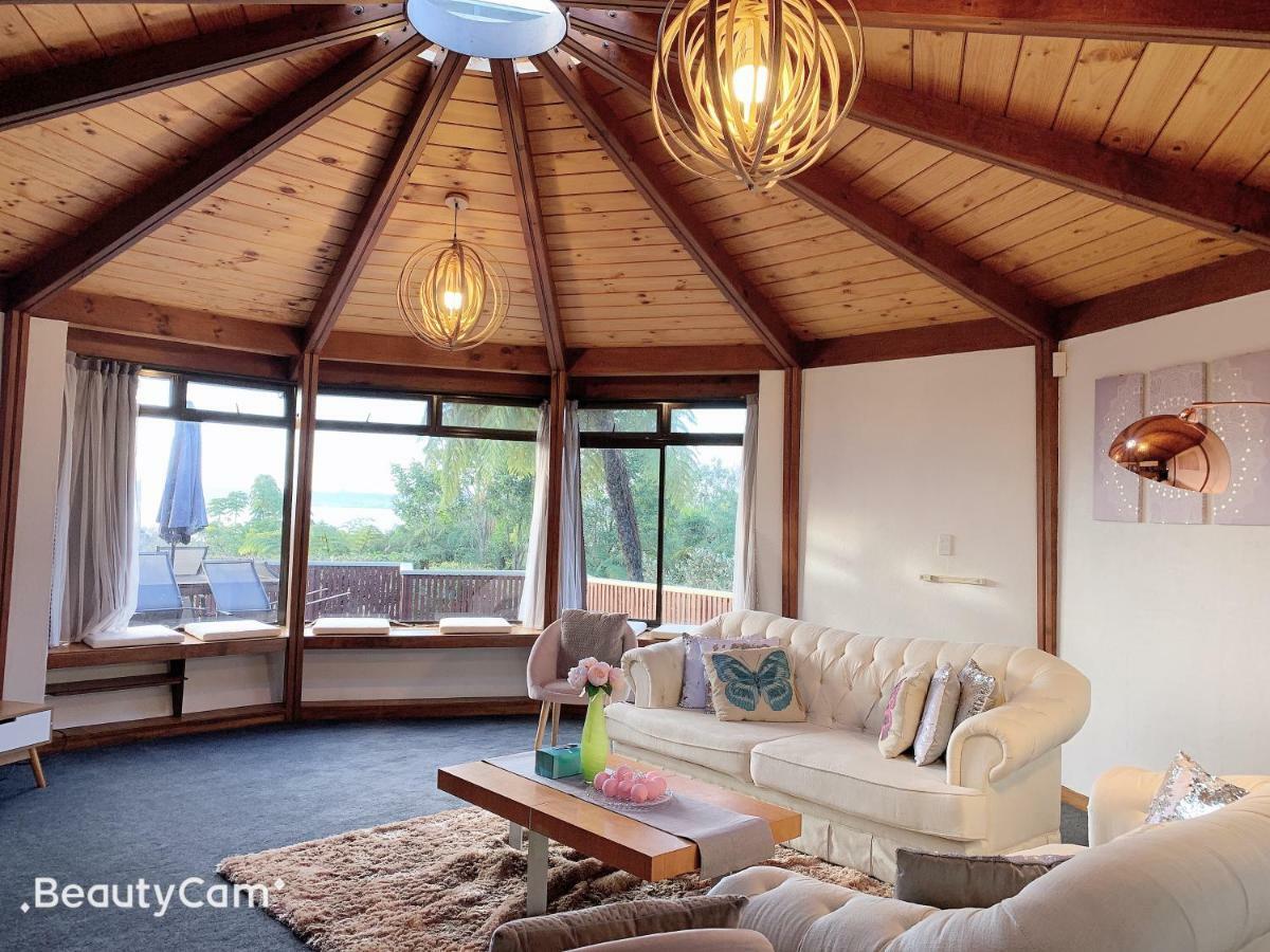 Aquarius Lake View Resort ロトルア エクステリア 写真